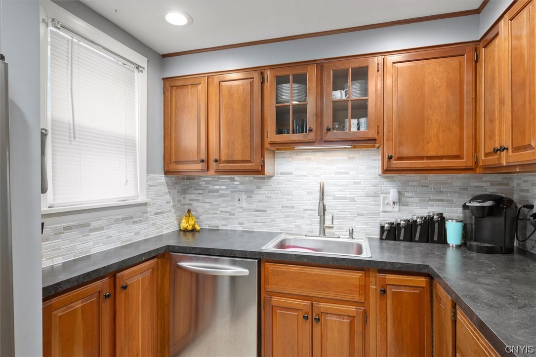 138 Riverview Parkway North Rome, NY 13440 - Photo 12 of 39