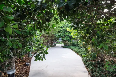 $865,000 | 3131 Northeast 7th Avenue, Unit 2202, Miami, FL 33137