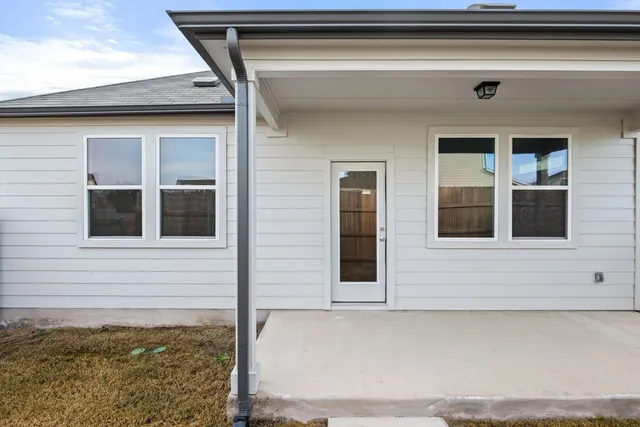 $1,999 | 2306 Castillo Drive, Unit 73, Round Rock, TX 78664