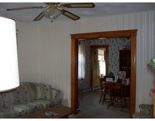 17 Totnes Road Braintree, MA 02184 - Photo 3 of 4 Gallery Image 3