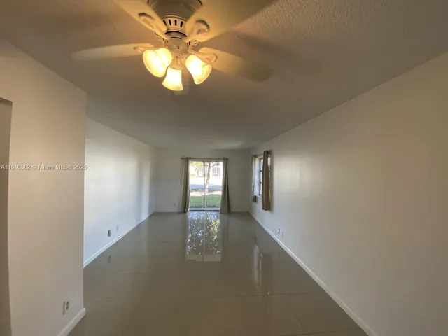 $175,000 | 6505 Winfield Boulevard, Unit B19, Margate, FL 33063