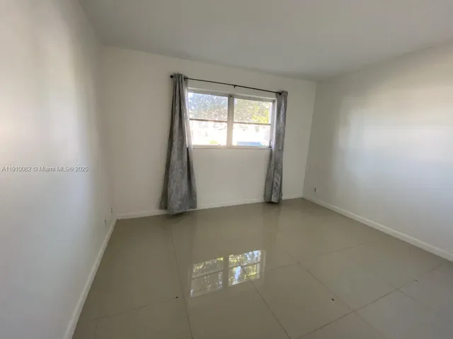 $175,000 | 6505 Winfield Boulevard, Unit B19, Margate, FL 33063