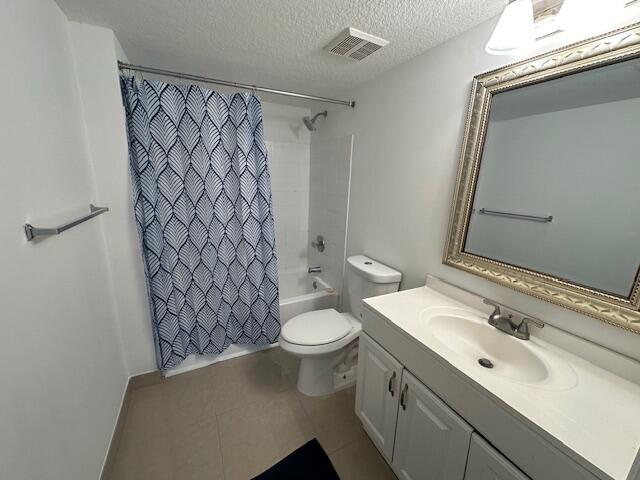 401 Villa Circle Boynton Beach, FL 33435 - Photo 22 of 58 guest bathroom