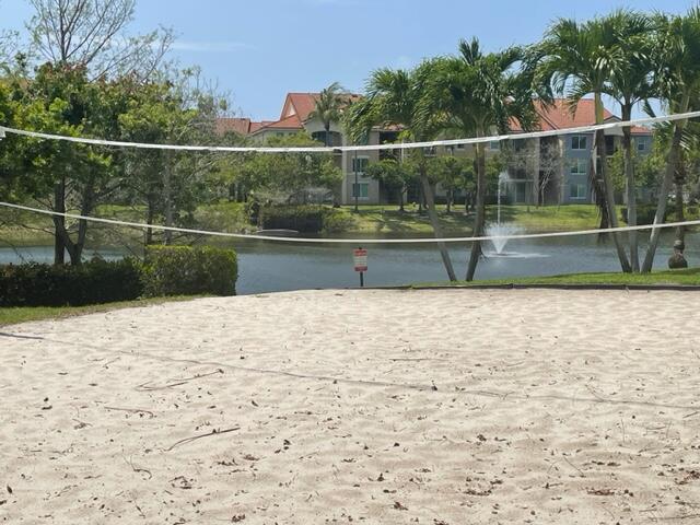 401 Villa Circle Boynton Beach, FL 33435 - Photo 41 of 58 Mirabella outdoor volleyball area 2023
