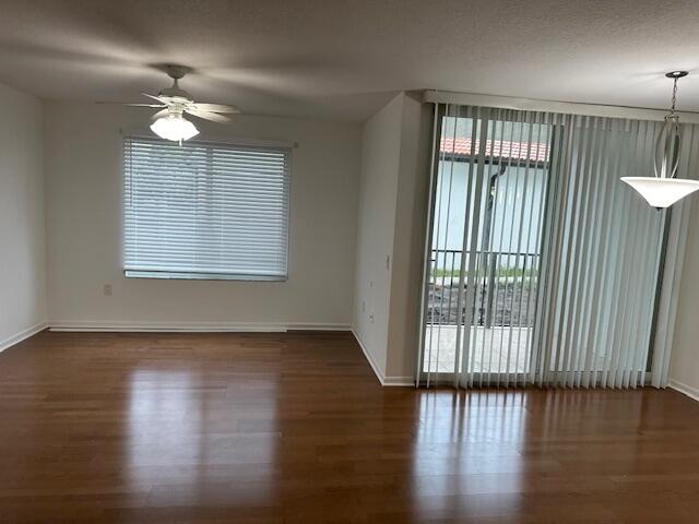 401 Villa Circle Boynton Beach, FL 33435 - Photo 5 of 58 401 living/dining