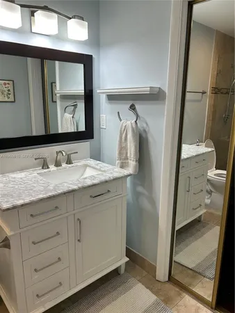 $2,850 | 5555 Ludlam Road, Unit 501, South Miami, FL 33155