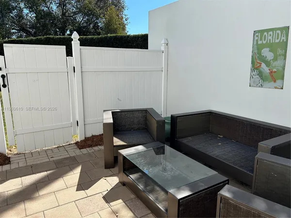 $2,850 | 5555 Ludlam Road, Unit 501, South Miami, FL 33155