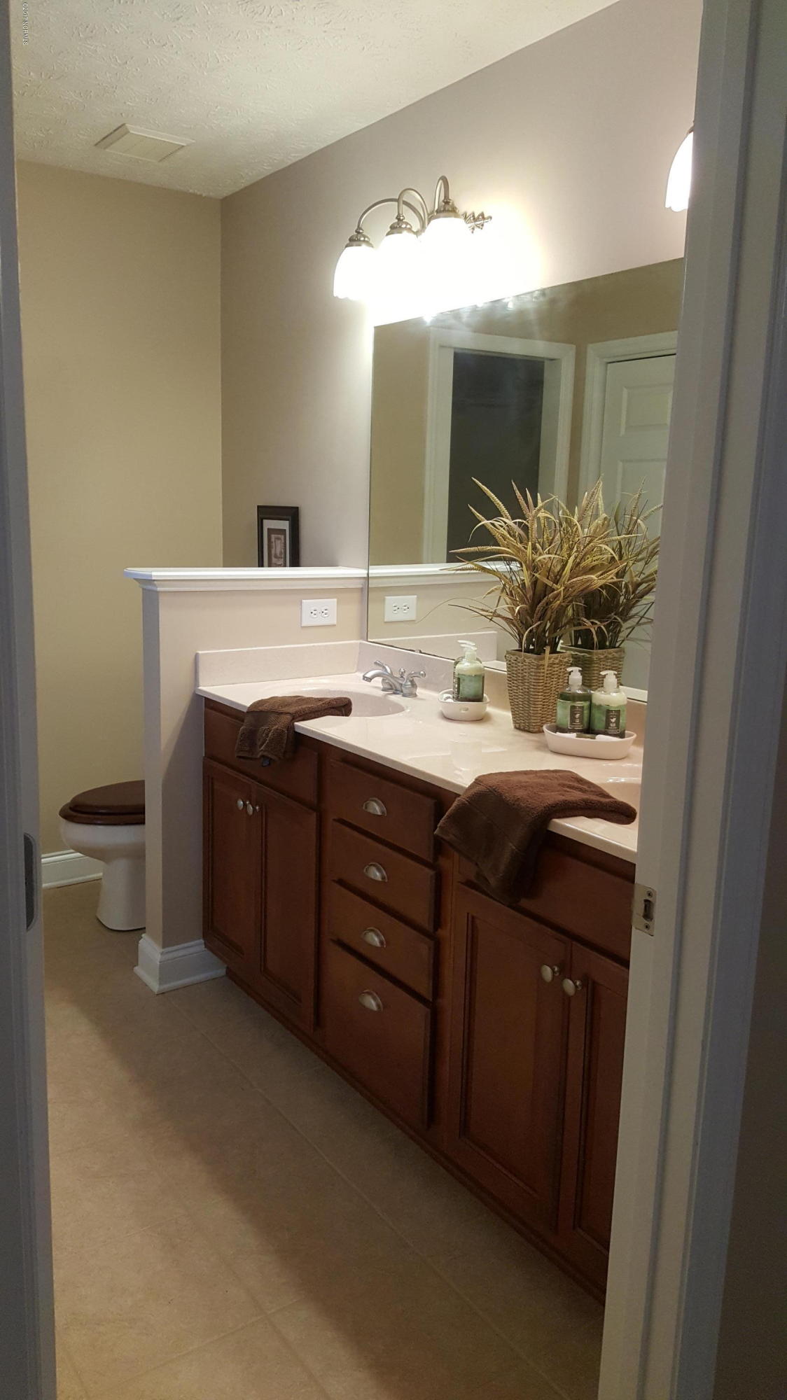 104 Sand Run Road Havelock, NC 28532 - Photo 9 of 34 master bath