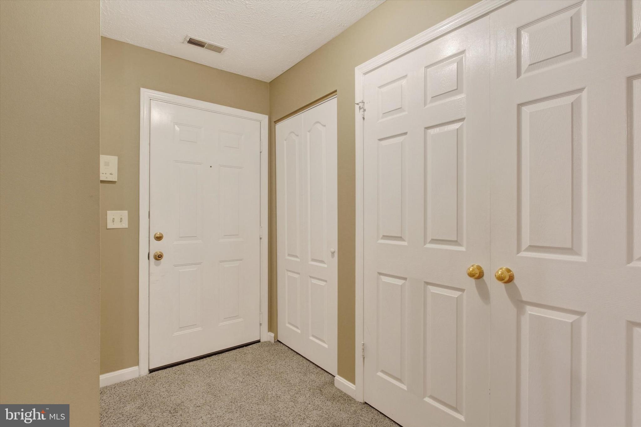 465 Pleasanton Road, Unit C33 Westminster, MD 21157 - Photo 3 of 26 Gallery Image 3