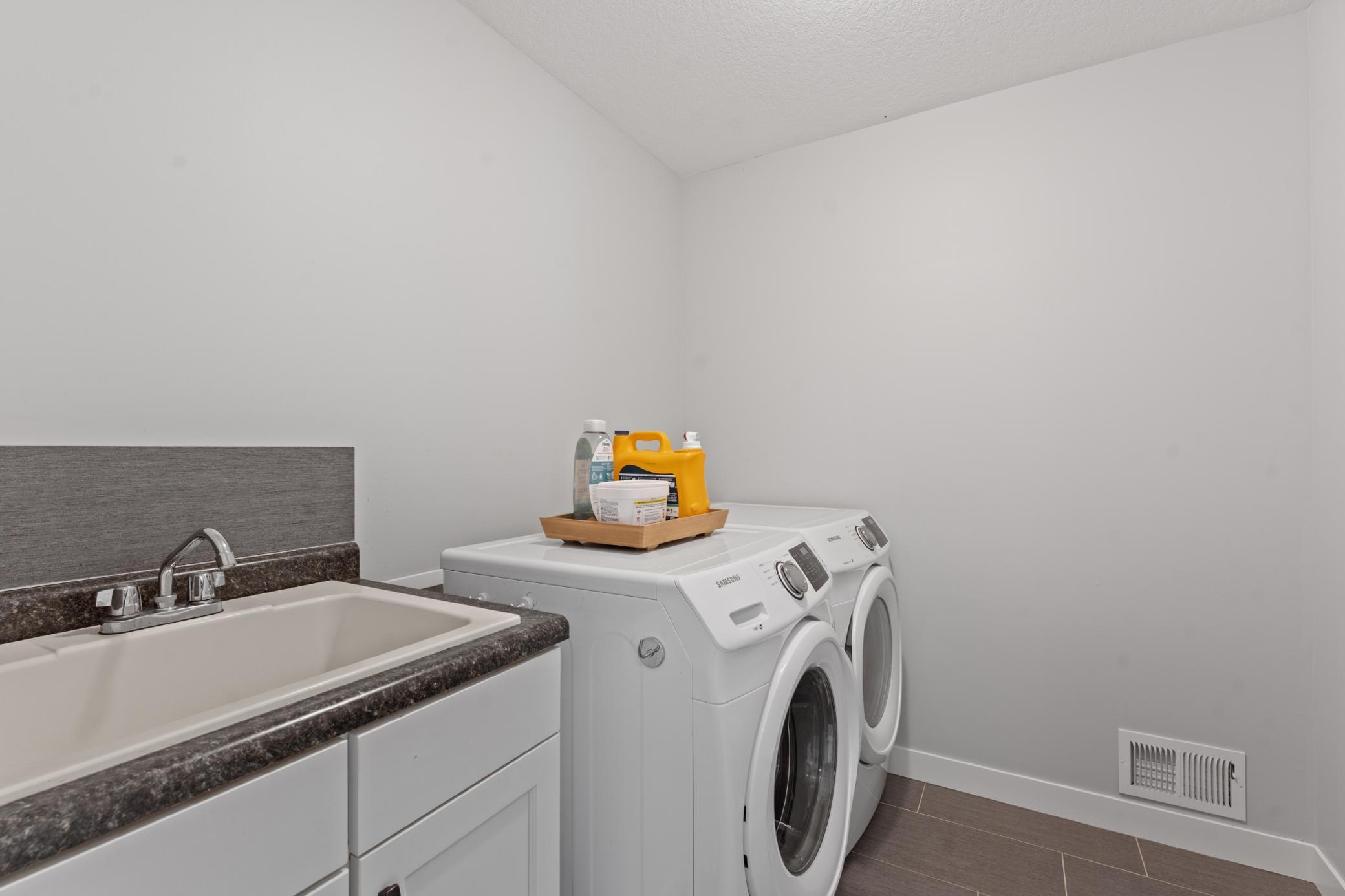 2260 Starburst Drive Southwest Rochester, MN 55902 - Photo 15 of 42