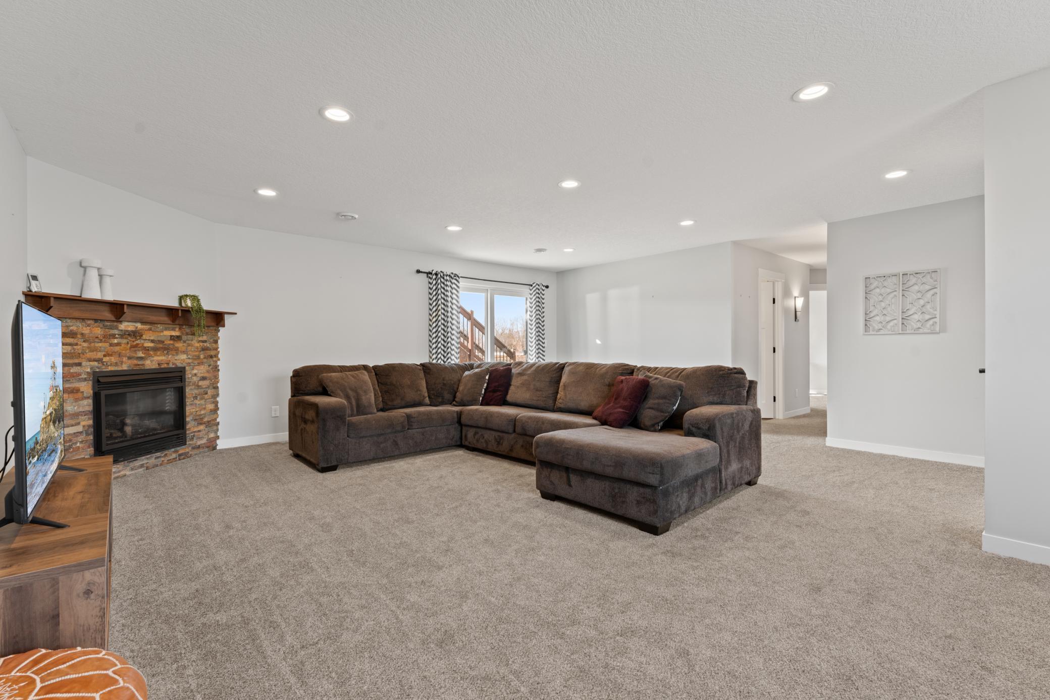 2260 Starburst Drive Southwest Rochester, MN 55902 - Photo 23 of 42