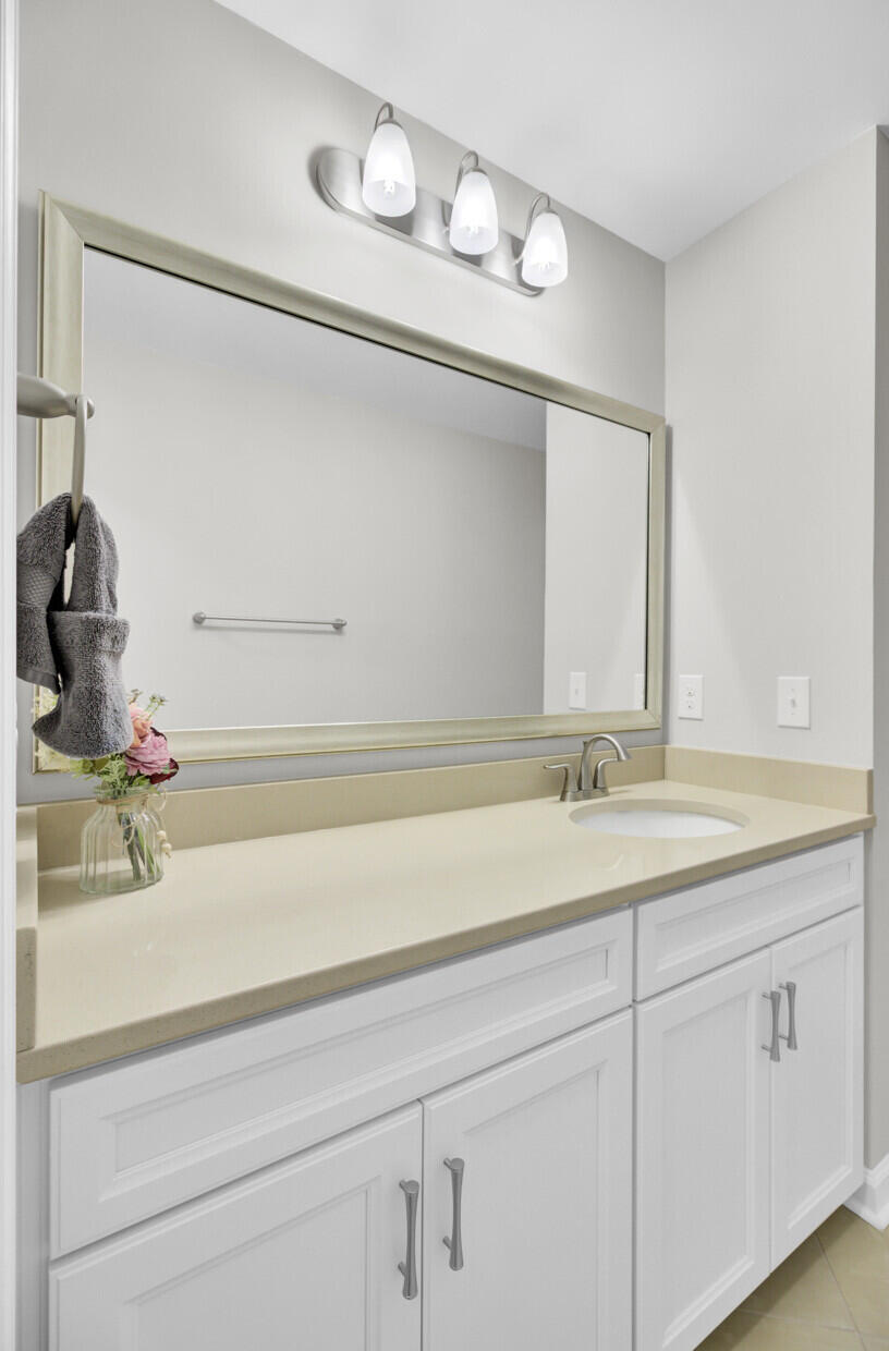 242 Saxony Loop Summerville, SC 29486 - Photo 43 of 60 44_44_mls