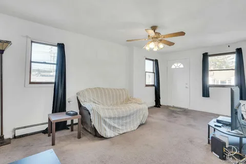 $475,000 | 111 South 4th Street, Lindenhurst, NY 11757