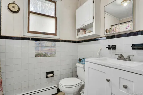 $475,000 | 111 South 4th Street, Lindenhurst, NY 11757