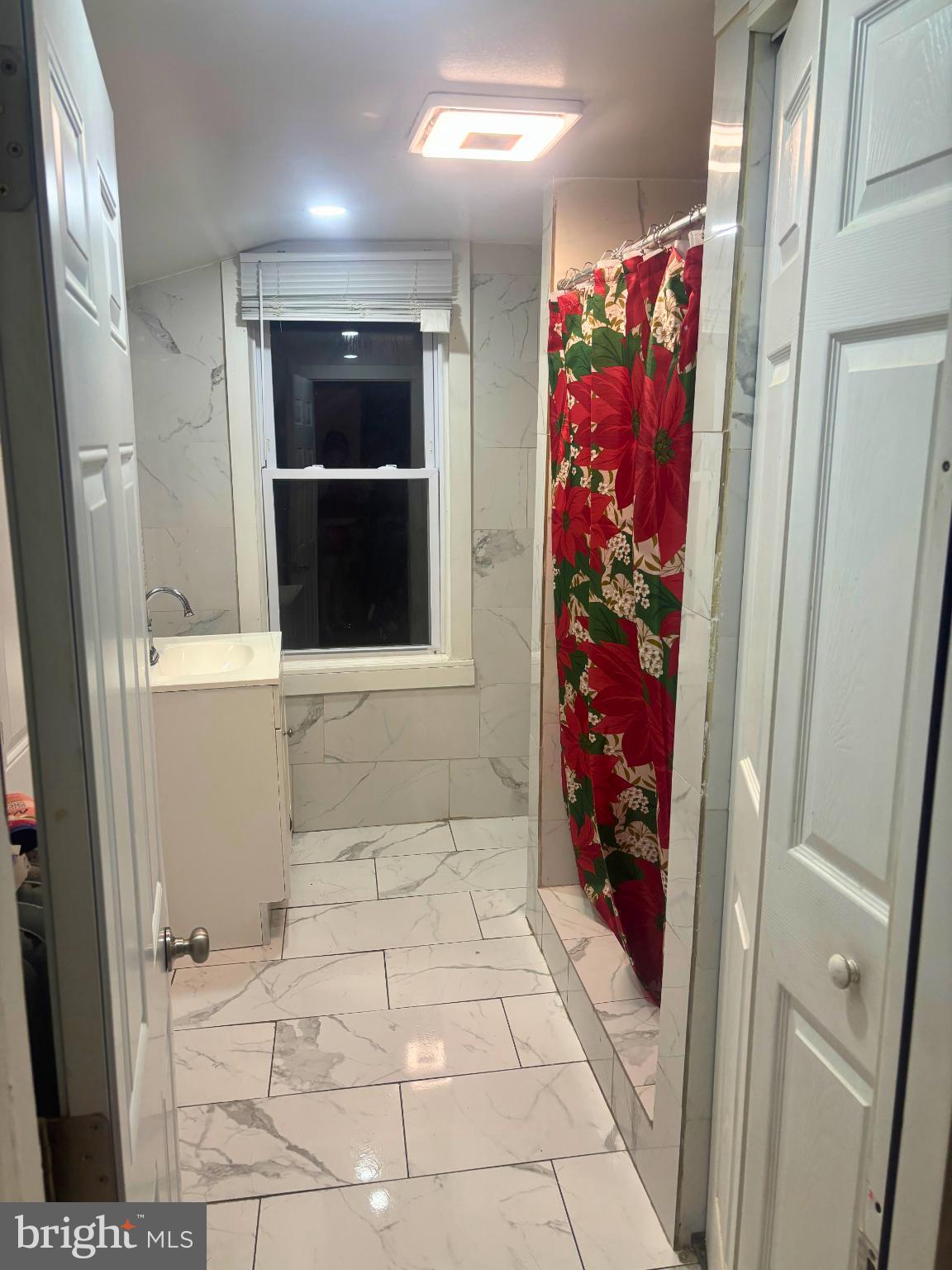 135 South 10th Street Reading, PA 19602 - Photo 11 of 14