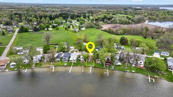 $329,900 | 246 Ackerson Lake Drive, Jackson, MI 49201