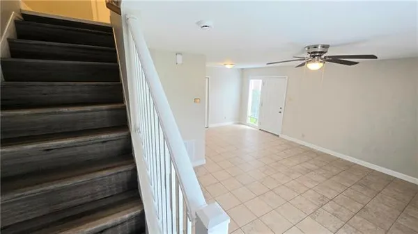 $1,400 | 223 Melvyn Drive, Unit C, Belle Chasse, LA 70037