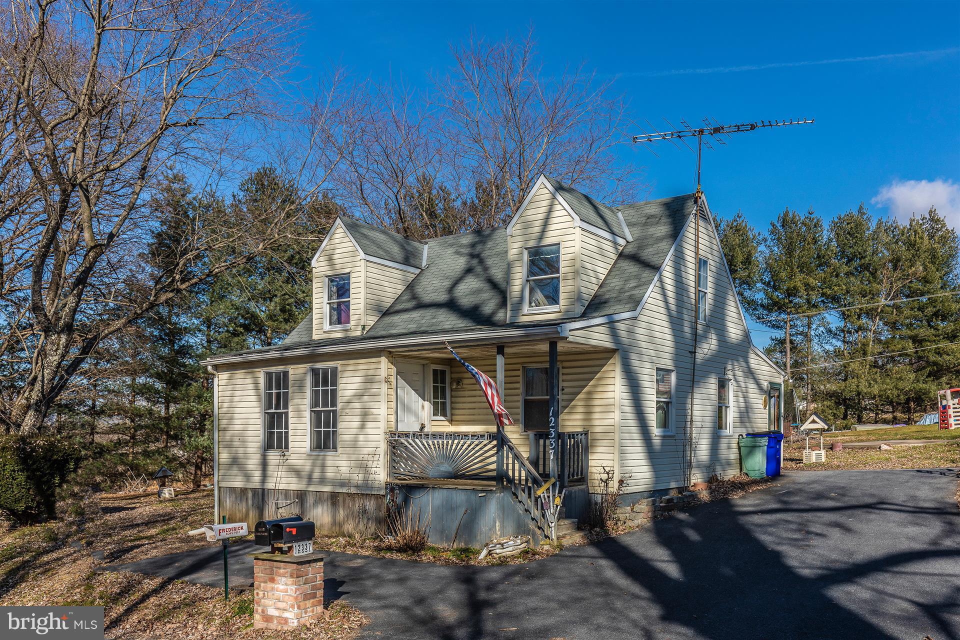 12337 Warner Road Keymar, MD 21757 - Photo 2 of 28