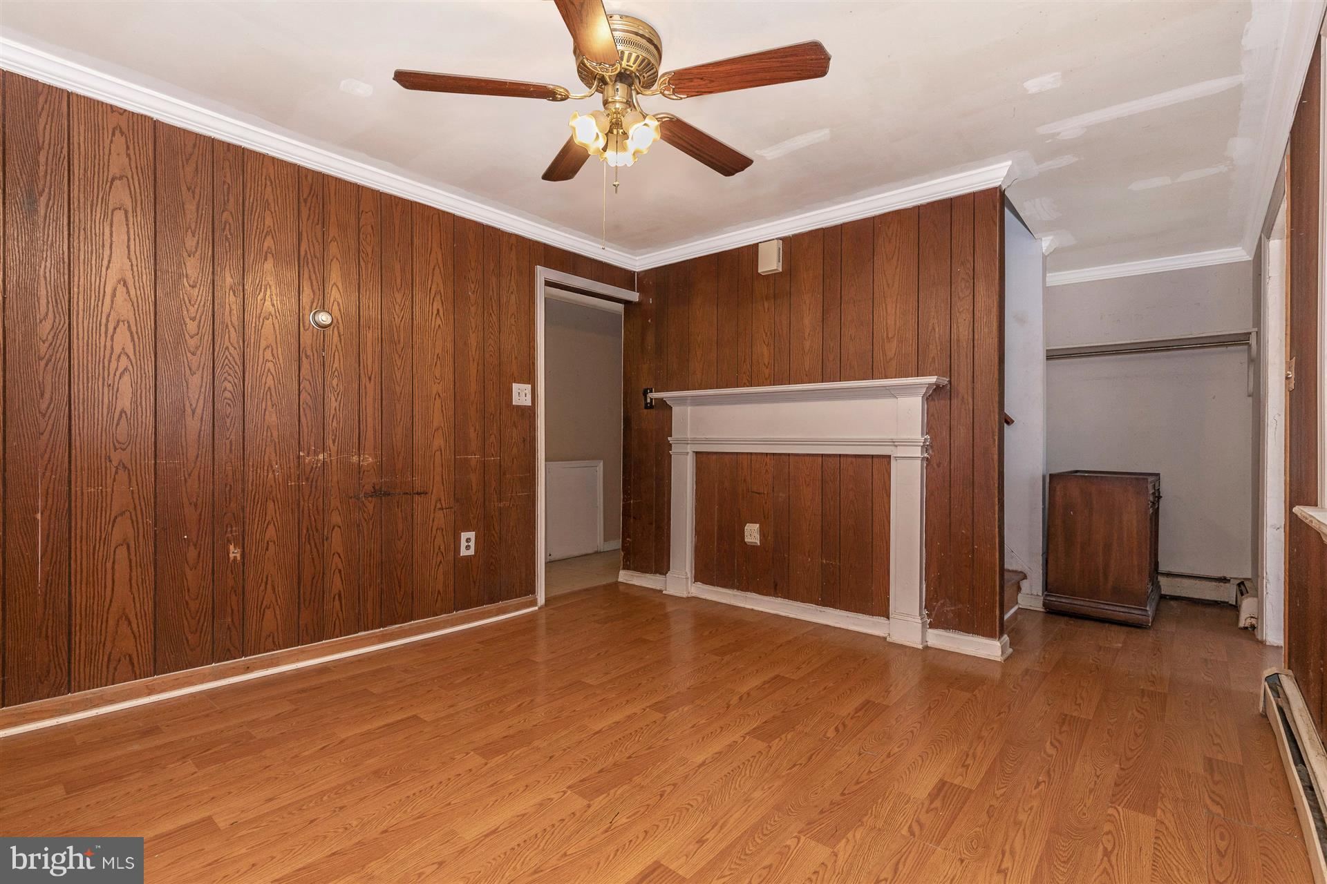 12337 Warner Road Keymar, MD 21757 - Photo 15 of 28 Living room