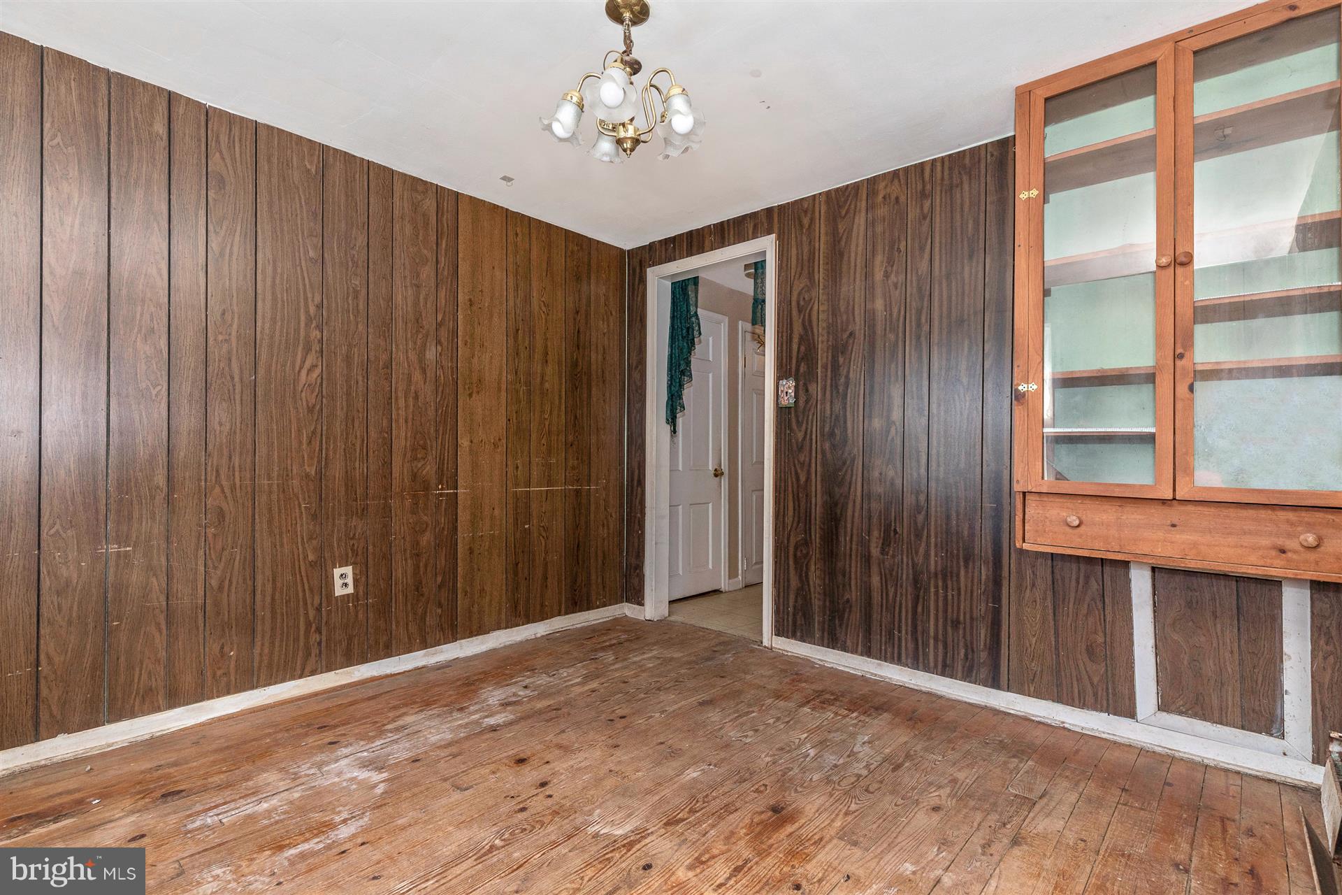 12337 Warner Road Keymar, MD 21757 - Photo 18 of 28 First floor bonus room