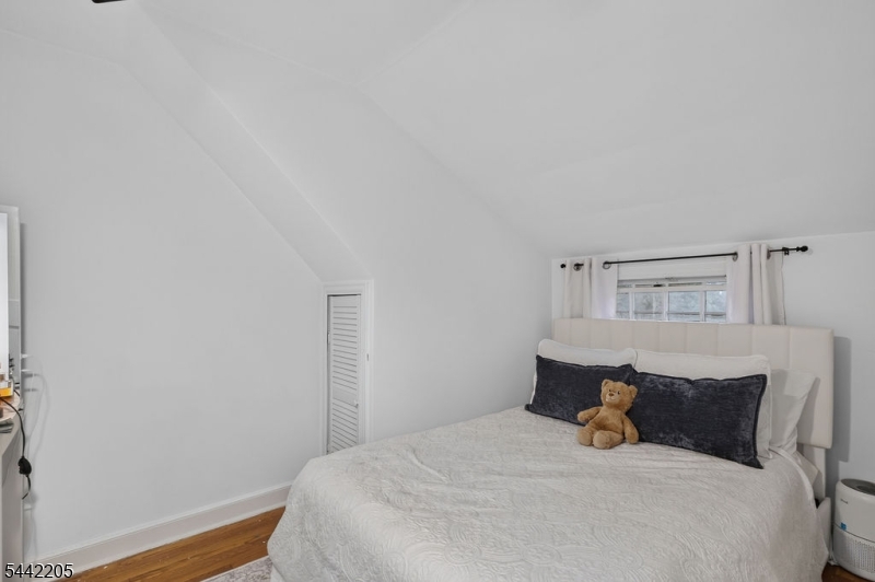 2160 Raritan Road Scotch Plains, NJ 07076 - Photo 18 of 33