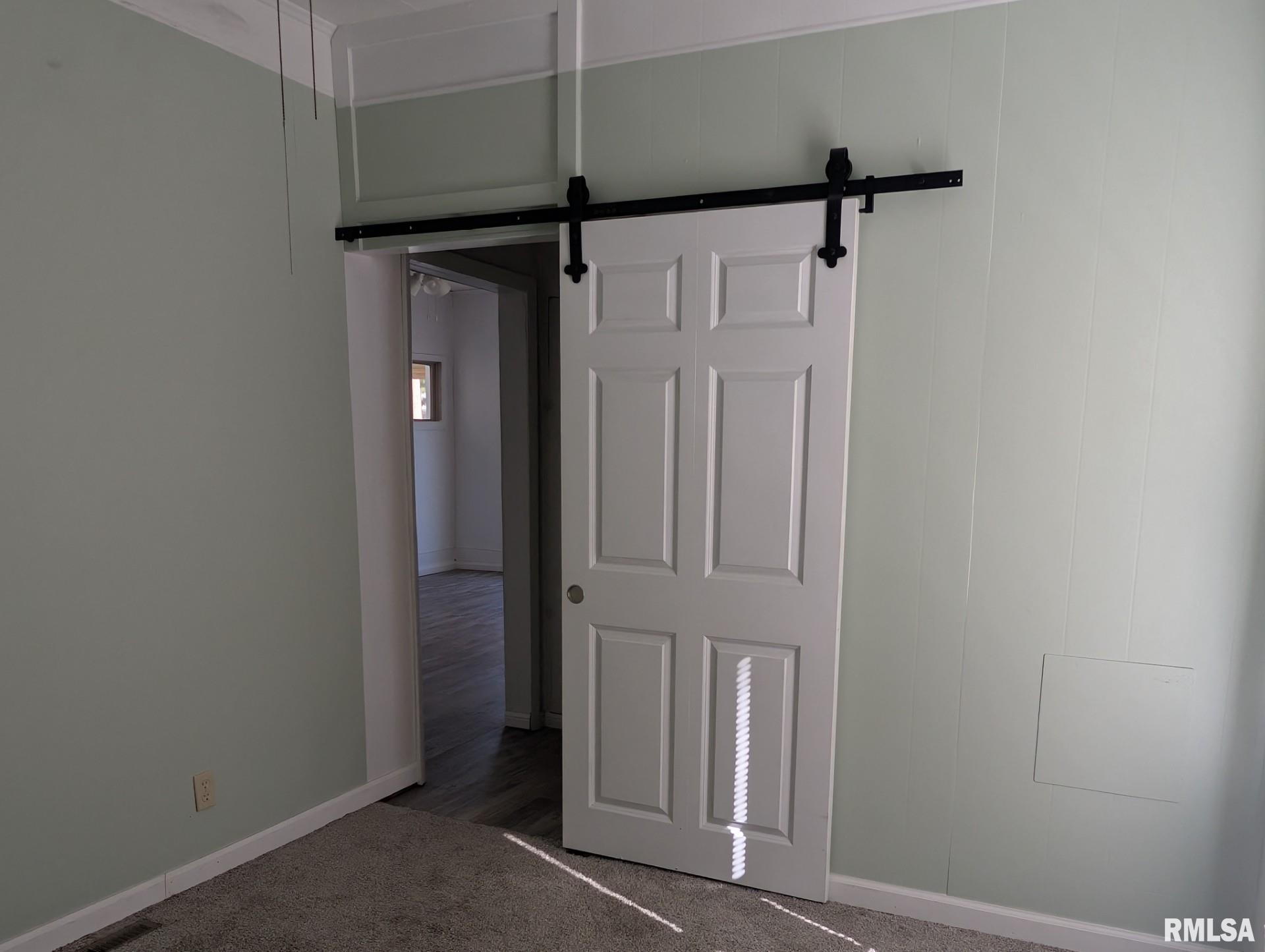 405 South State Street Christopher, IL 62822 - Photo 11 of 18