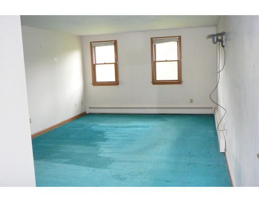 107 Laurel View Road Templeton, MA 01468 - Photo 13 of 19