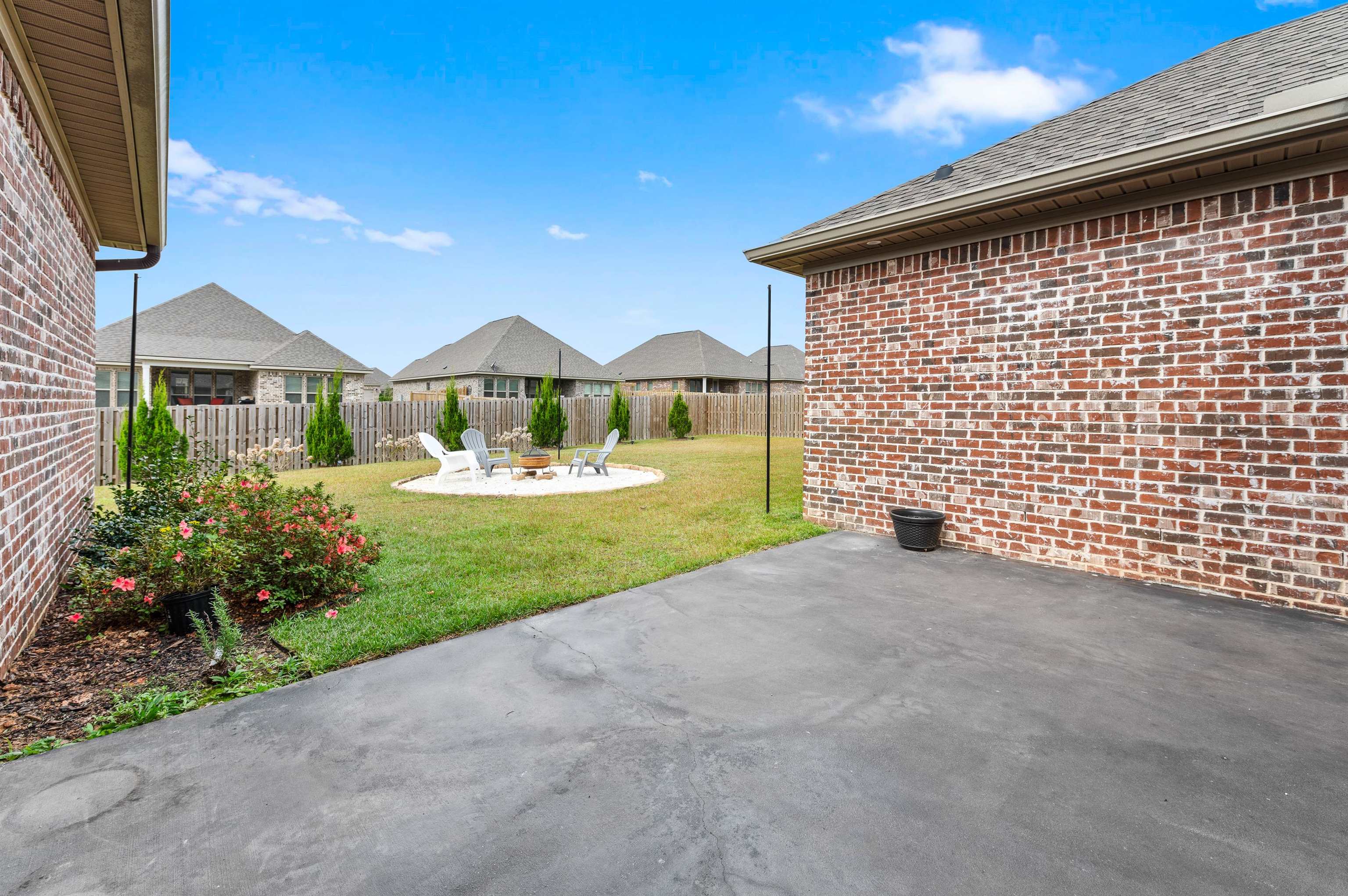 322 Garrison Boulevard Fairhope, AL 36532 - Photo 38 of 42 Back patio