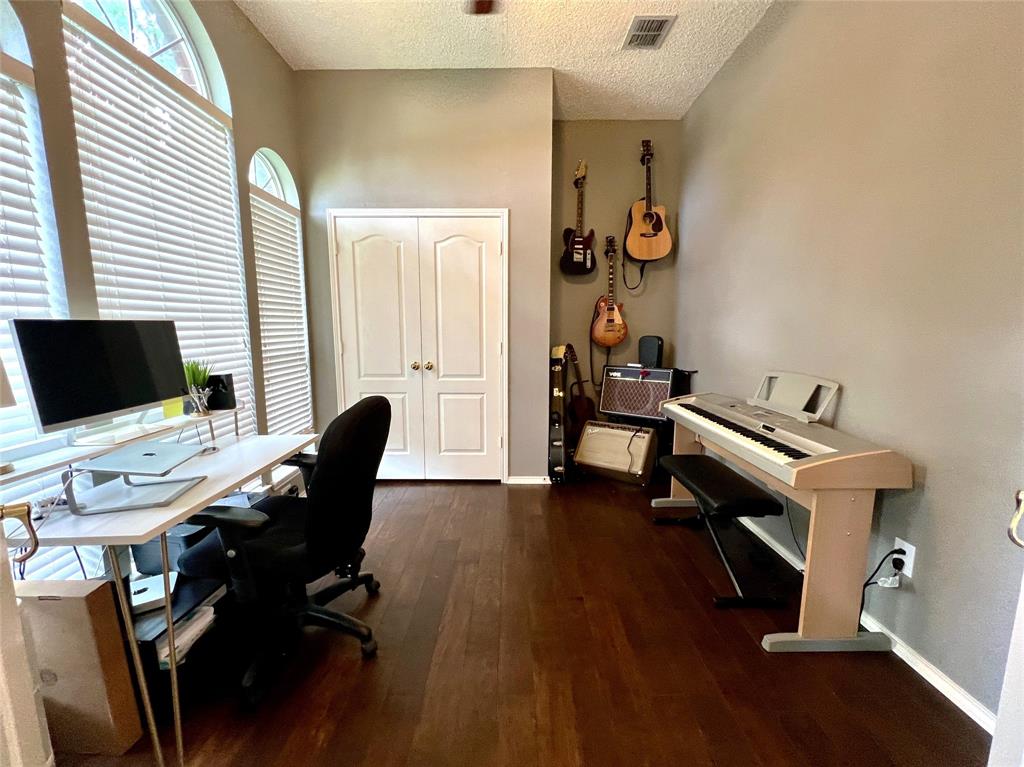 11413 Huntington Road Frisco, TX 75035 - Photo 28 of 35