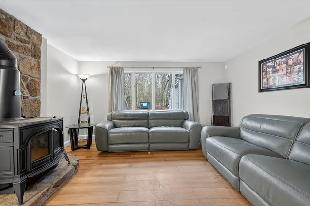 $499,900 | 542 Main Street, Hopkinton, RI 02833