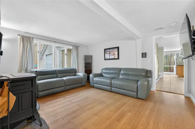 $499,900 | 542 Main Street, Hopkinton, RI 02833