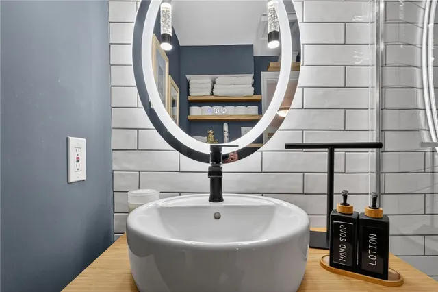 $499,900 | 542 Main Street, Hopkinton, RI 02833