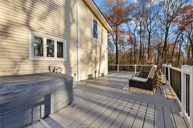 $499,900 | 542 Main Street, Hopkinton, RI 02833