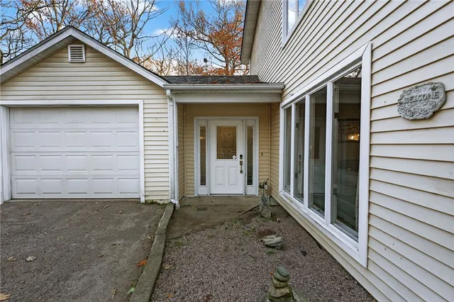 $499,900 | 542 Main Street, Hopkinton, RI 02833