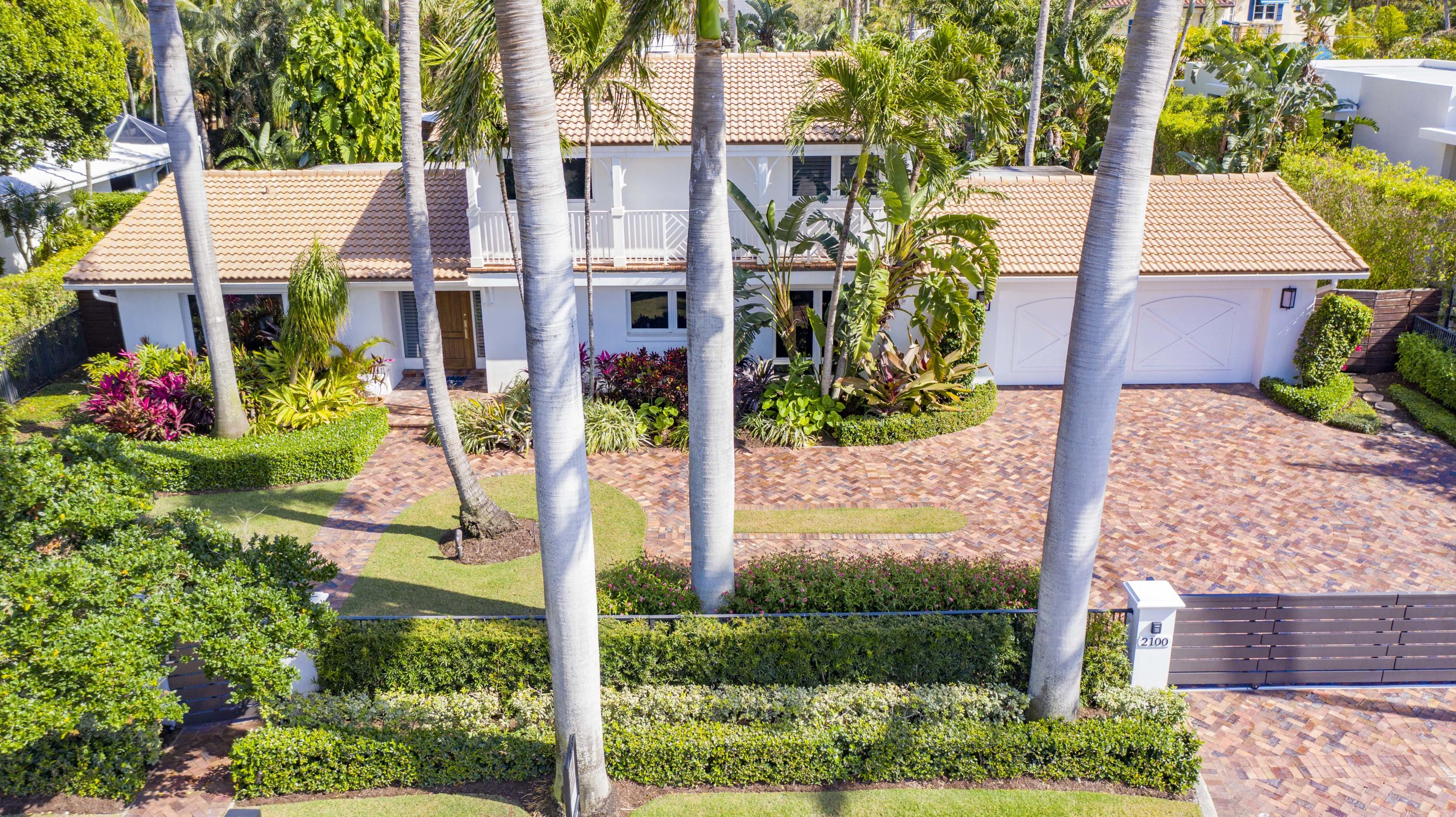 2100 Spanish River Road5