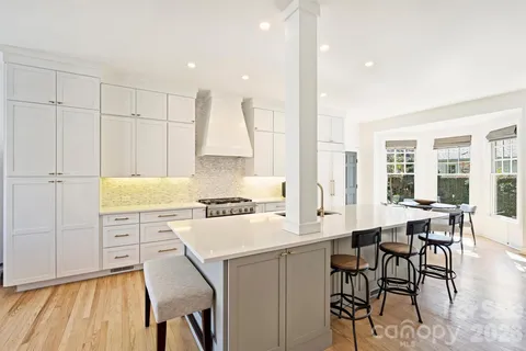 $1,400,000 | 1244 Dilworth Crescent Row, Charlotte, NC 28203