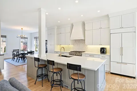 $1,400,000 | 1244 Dilworth Crescent Row, Charlotte, NC 28203