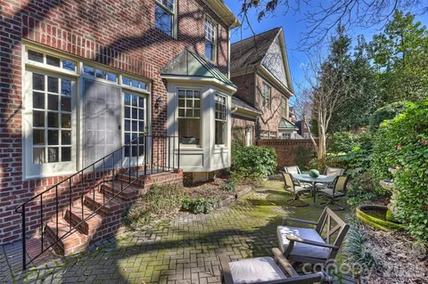 $1,400,000 | 1244 Dilworth Crescent Row, Charlotte, NC 28203