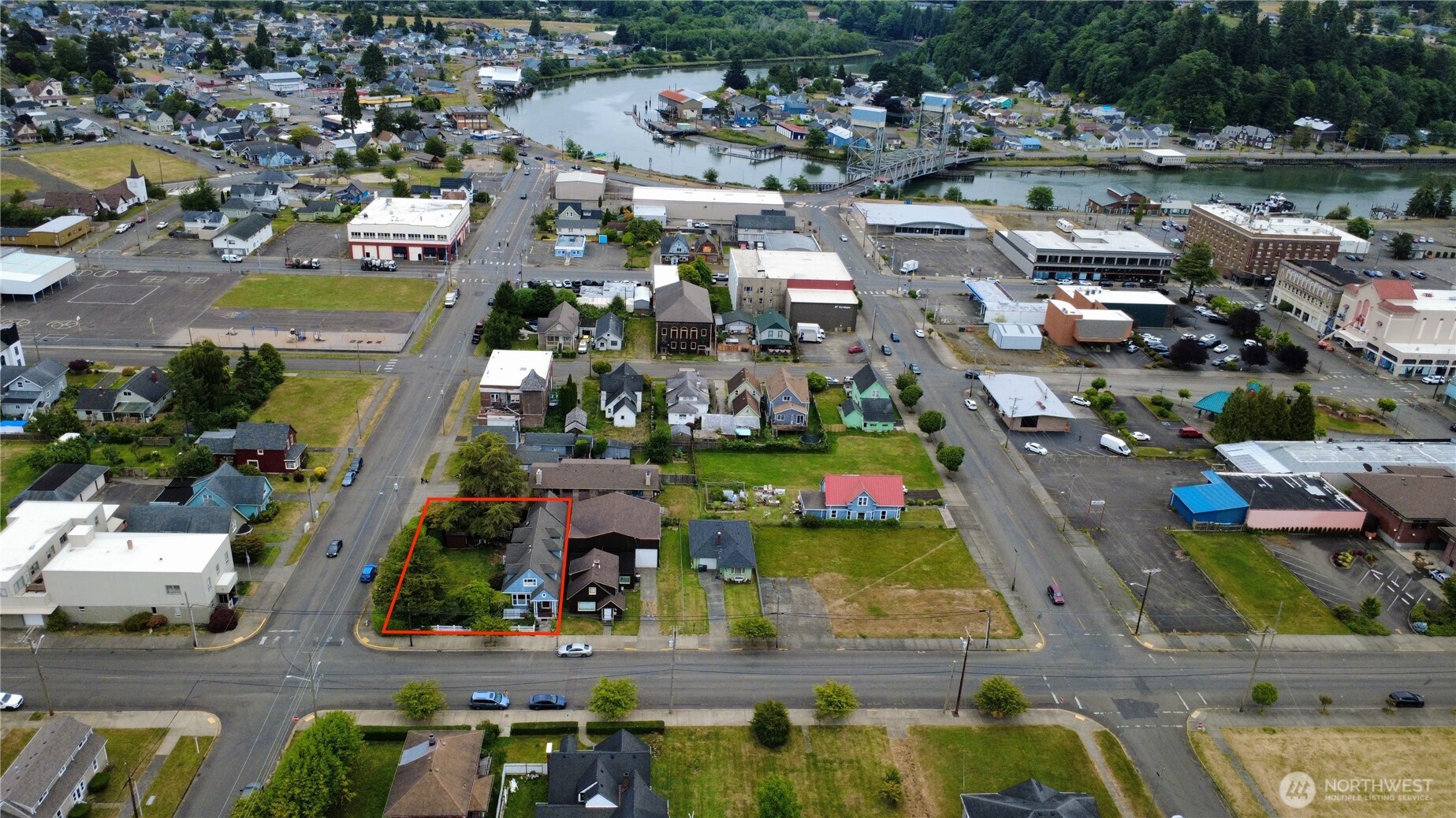 505 K Street Hoquiam, WA 98550 - Photo 39 of 40 a view of a city