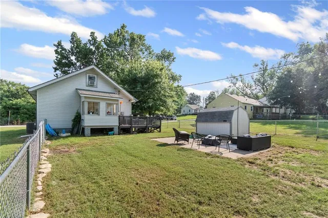 $185,000 | 1004 Hickory Street, Excelsior Springs, MO 64024