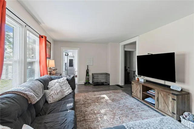 $185,000 | 1004 Hickory Street, Excelsior Springs, MO 64024