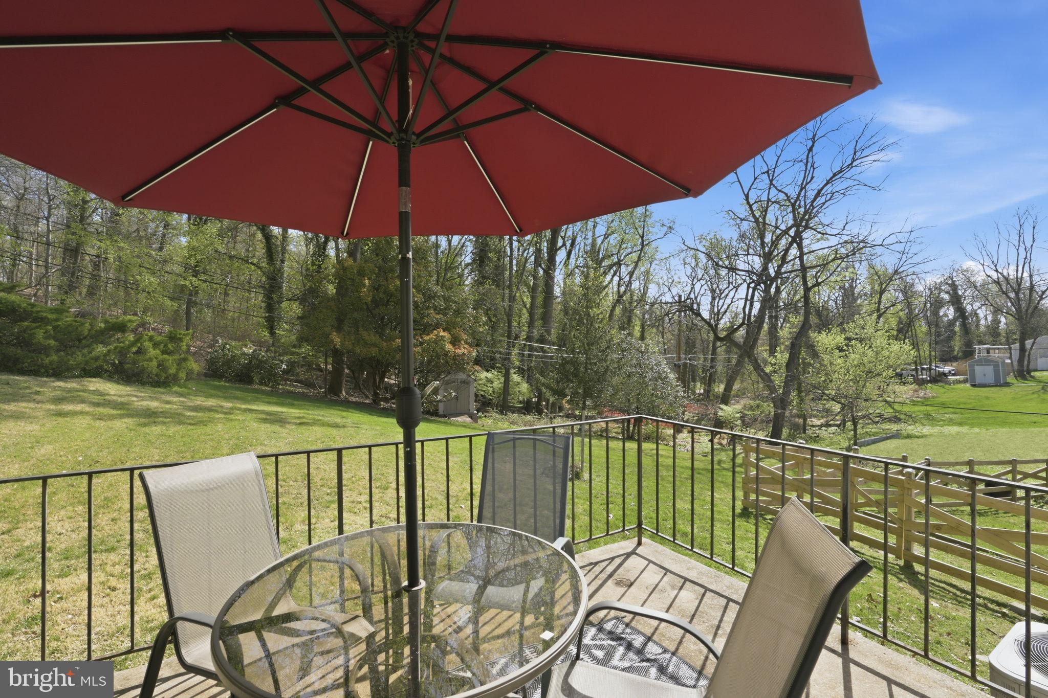 405 Nottingham Road Baltimore, MD 21229 - Photo 16 of 29 Wooded Private View