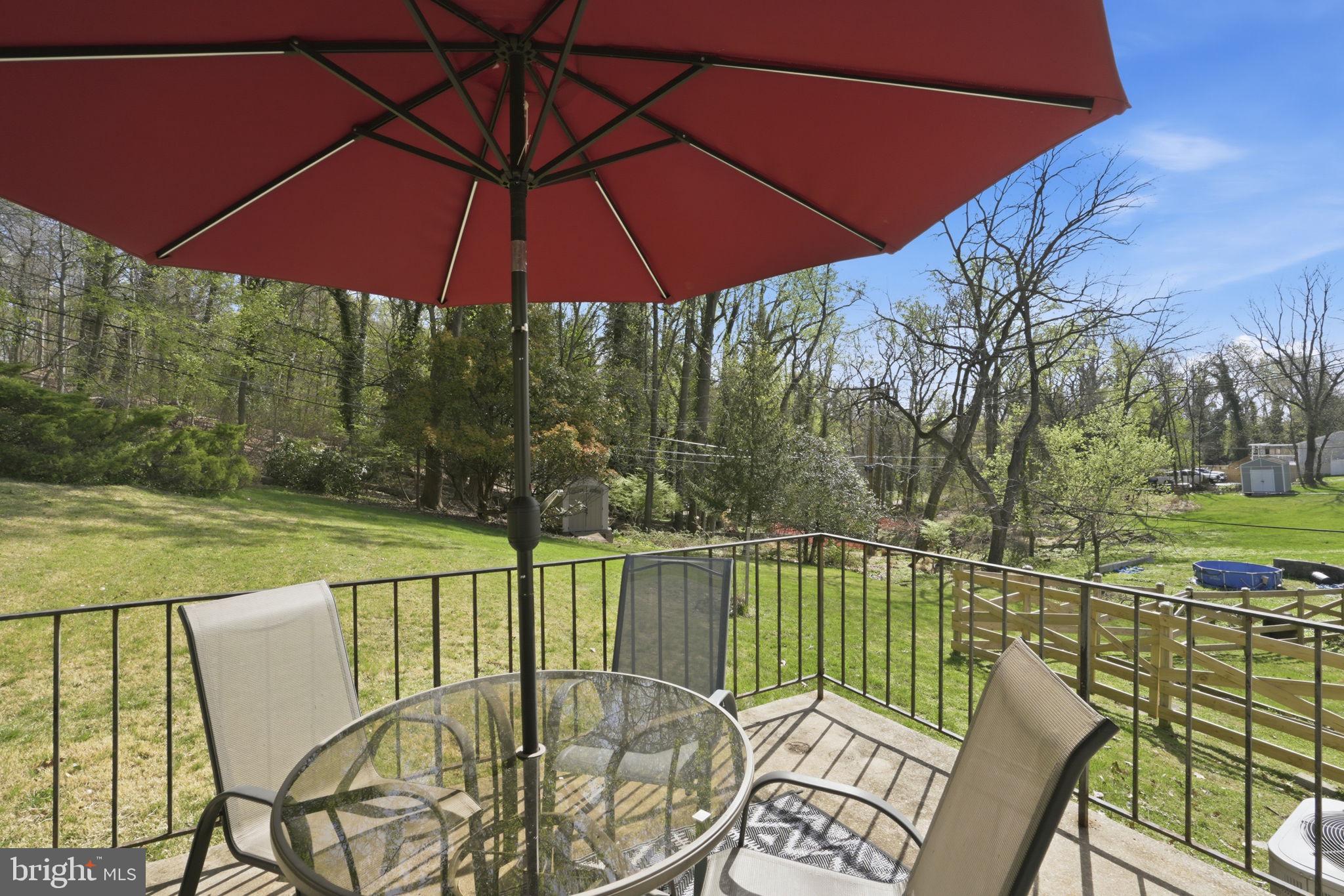 405 Nottingham Road Baltimore, MD 21229 - Photo 17 of 29 Wooded Private View