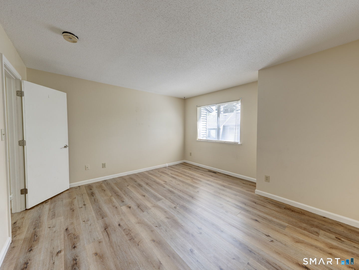 155 Redstone Hill Road, Unit 176 Bristol, CT 06010 - Photo 20 of 28