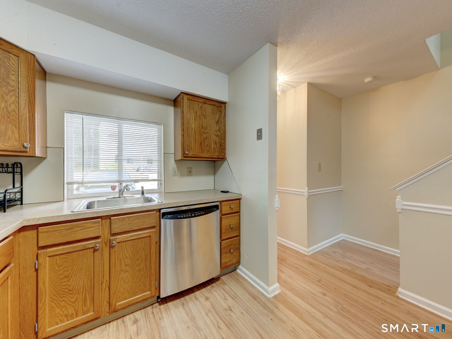 155 Redstone Hill Road, Unit 176 Bristol, CT 06010 - Photo 7 of 28