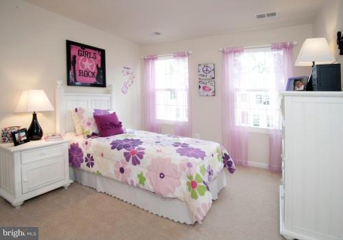 8564 Crooked Tree Lane Laurel, MD 20724 - Photo 15 of 29 Bedroom