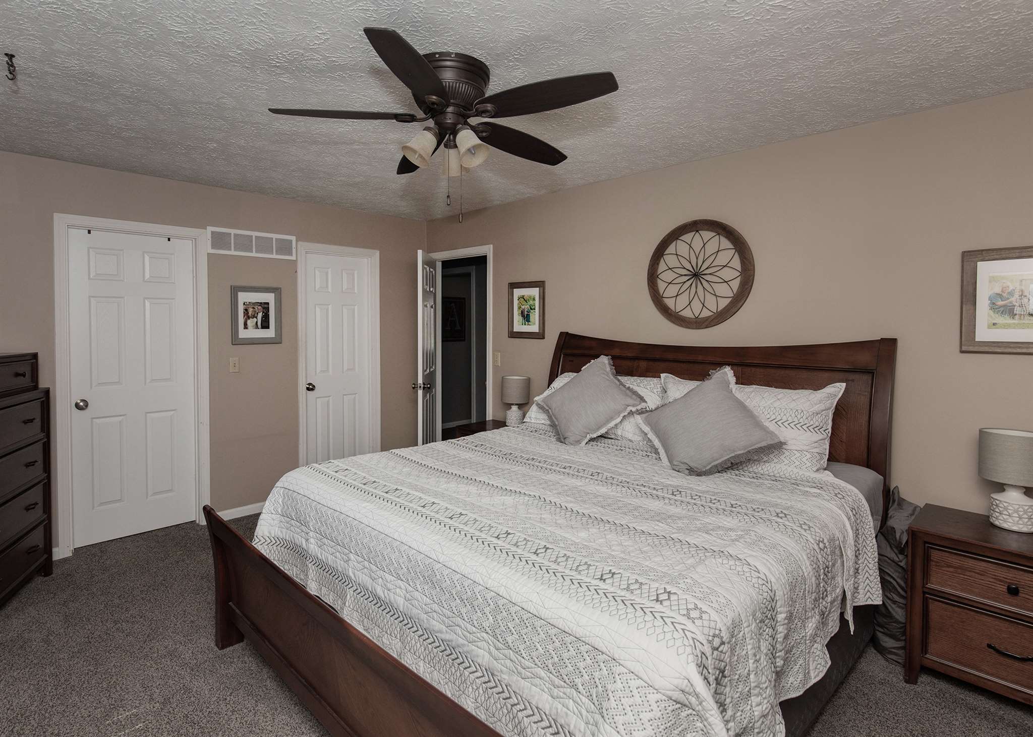 1307 Devils Glen Road Bettendorf, IA 52722 - Photo 14 of 27 Gallery Image 14