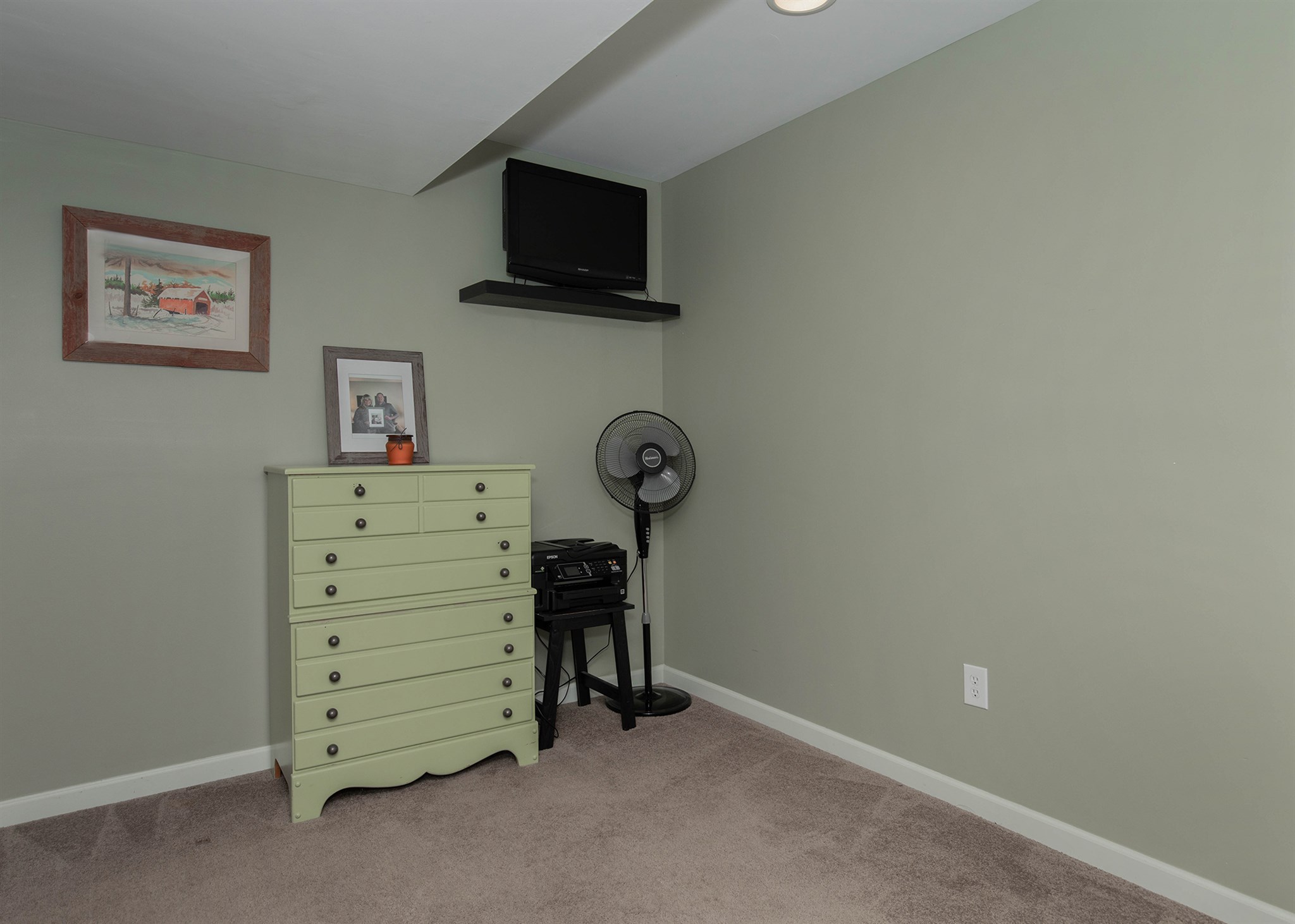 1307 Devils Glen Road Bettendorf, IA 52722 - Photo 15 of 27 Gallery Image 15