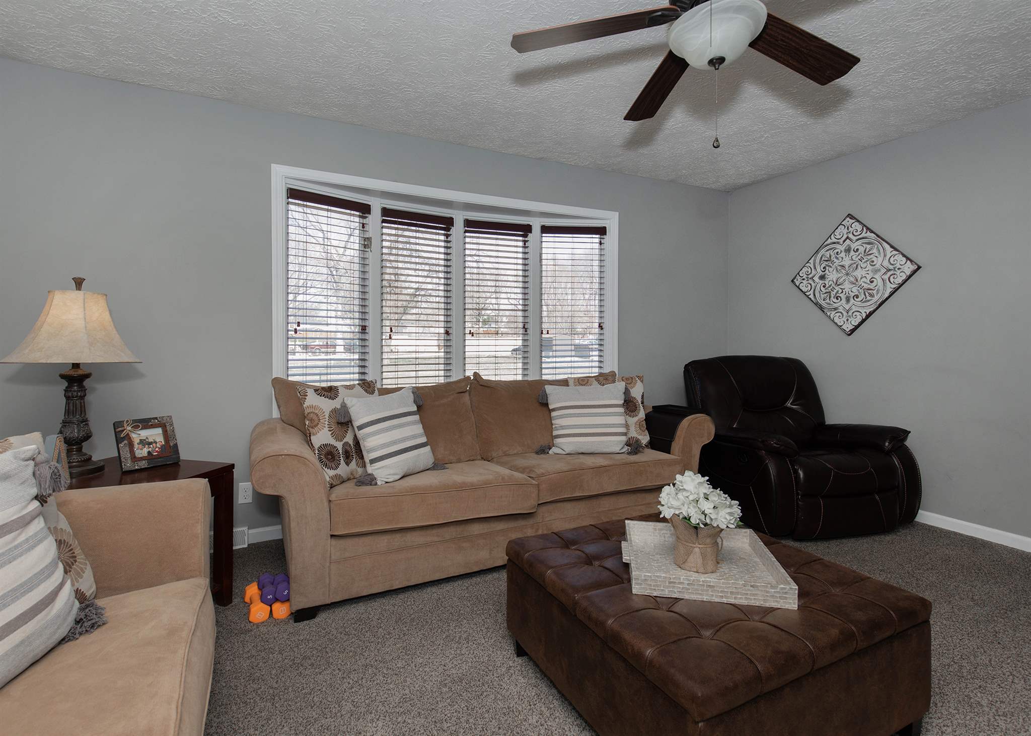 1307 Devils Glen Road Bettendorf, IA 52722 - Photo 4 of 27 Gallery Image 4