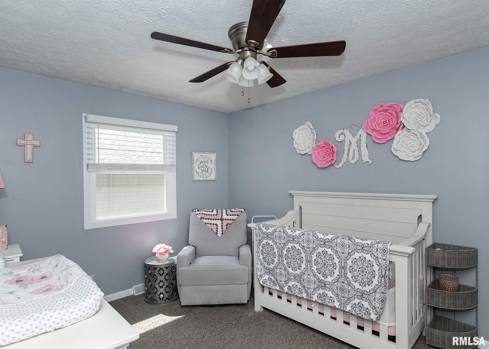 1307 Devils Glen Road Bettendorf, IA 52722 - Photo 10 of 27 Gallery Image 10
